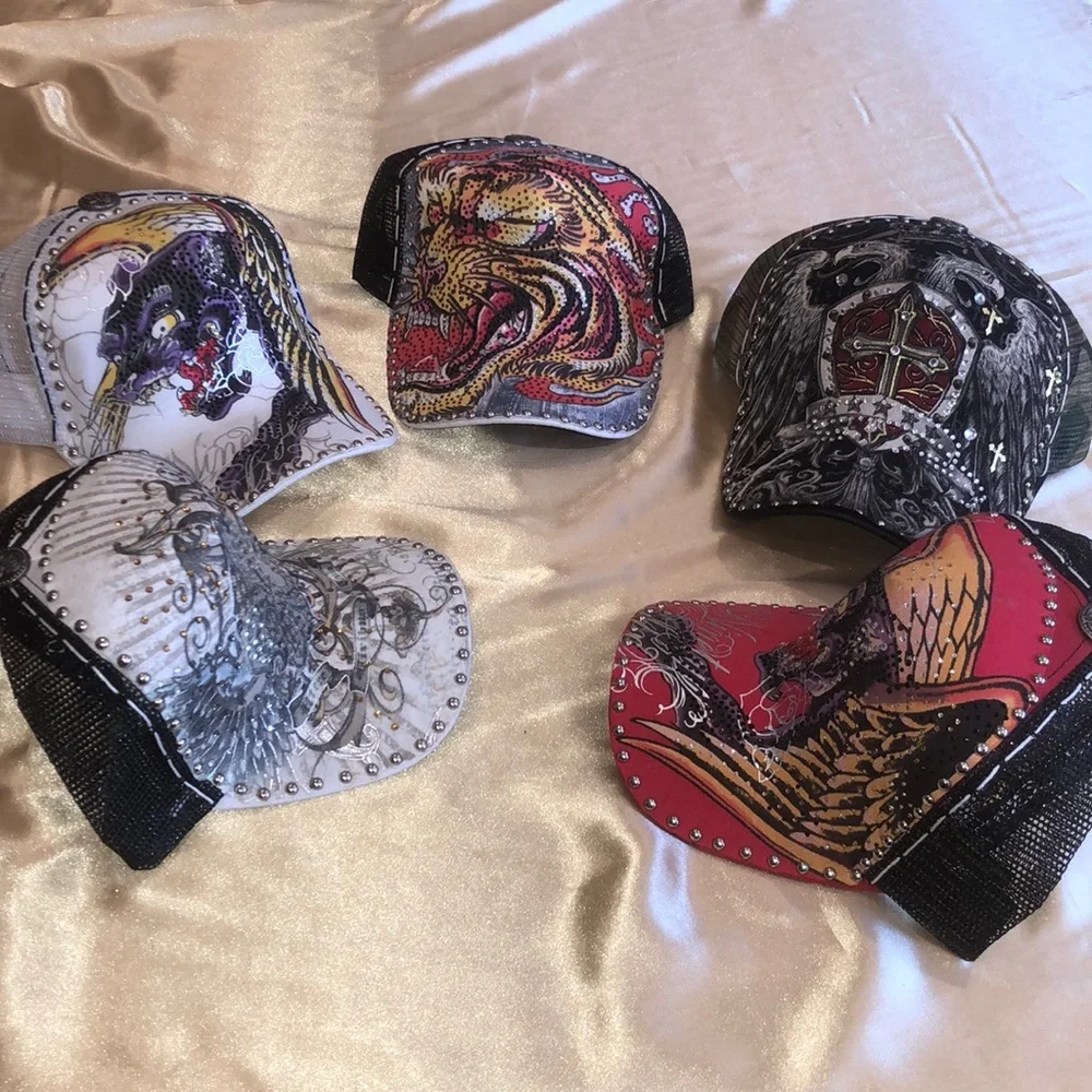 NEW 5 piece bundle SnapBack hat